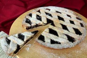 Desert tarta crocanta cu magiun de prune