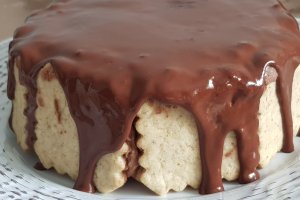 Desert tort Linzer cu ciocolata si nuci (tort cu fursecuri)