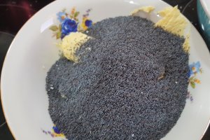 Desert poppy seed coconut bread