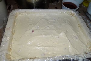 Desert prajitura cu capsuni
