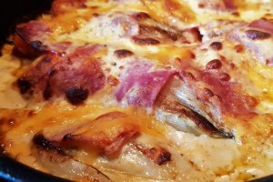 Andive gratinate cu sos cheddar