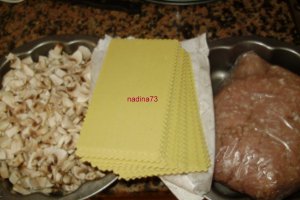 Lasagna cu pui si ciuperci