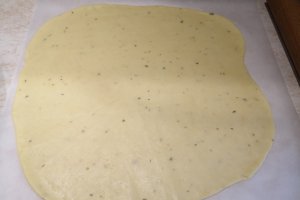 Tarta cu carne tocata si legume