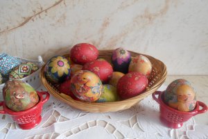 Oua decorate cu servetele