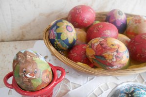 Oua decorate cu servetele