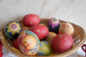 Oua decorate cu servetele