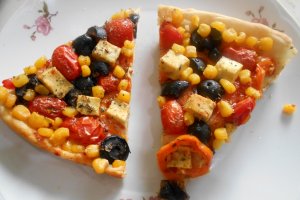 Pizza vegana, cu tofu