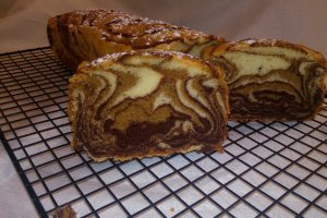 Desert chec cu aroma de cappuccino, cacao si vanilie, in trei culori