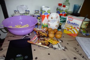 Desert negresa cu crema de vanilie