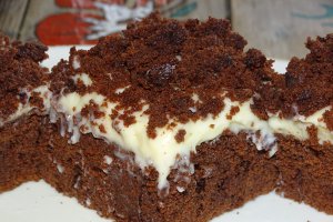 Desert negresa cu crema de vanilie