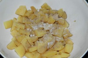 Salata de cartofi cu sprot afumat