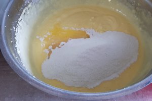 Desert pasca fara aluat cu stafide