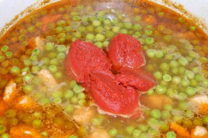Mancare de mazare cu carne de porc, reteta gustoasa a familiei