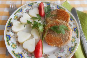 Cascaval pane la cuptor, cu cartofi natur