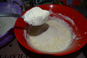 Desert biscuiti cu smantana fermentata
