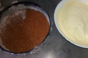 Desert cheesecake cu aroma de vanilie