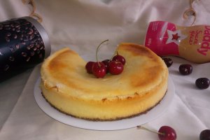 Desert cheesecake cu aroma de vanilie