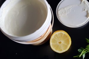 Bastonase de dovlecei si morcovi la cuptor