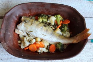Stiuca/ salau cu legume si sos Meuniere a la Panacris