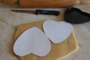 Desert tortulet inimioara, din ciocolata si martipan