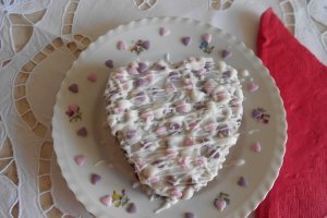 Desert tortulet inimioara, din ciocolata si martipan