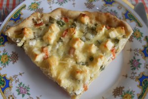 Tarta aperitiv, cu legume si branzeturi