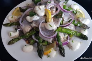 Salata de sparanghel cu hering