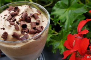 Frappa de cafea cu lapte de migdale