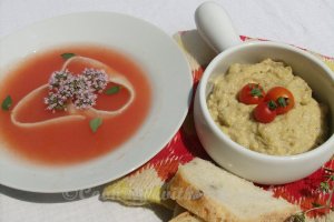 Meniu de vara: Supa de rosii proaspete cu oregano si Salata de vinete cu maioneza