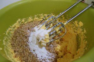 Desert negresa cu nuca si cirese, fara zahar