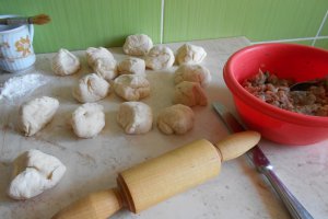 Chiftelute in aluat, la cuptor