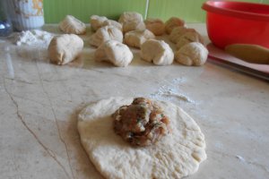 Chiftelute in aluat, la cuptor