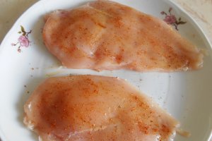 Piept de pui cu branzeturi, la cuptor
