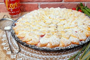 Desert tarta cu visine