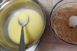 Desert cheesecake cu cirese, la rece