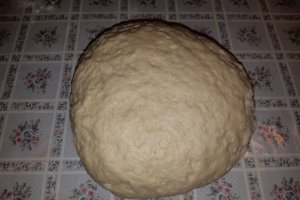 Desert placinta cu urda si stafide