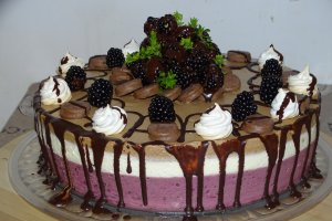 Desert tort M&M ( Minodora si Mihai, 25 de ani batuti pe muchie ) si reteta 1400