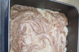 Desert prajitura din albusuri, cu cirese