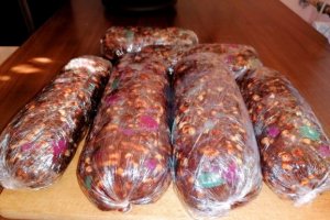 Desert salam de biscuiti cu rahat - gustul copilariei