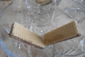 Desert crema de mascarpone cu fructe, la pahar