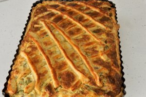 Tarta cu branza, porumb, ton si spanac