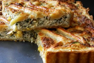 Tarta cu branza, porumb, ton si spanac