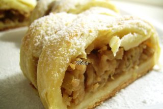 Strudel cu mere