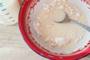 Desert prajitura cu urda si bezea