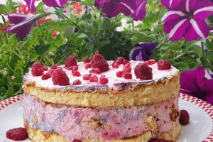 Desert tort cu zmeura