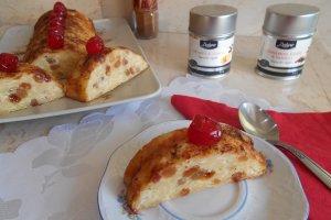 Budinca de paste, cu branza dulce si stafide