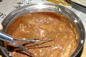 Desert prajitura cu crema de ciocolata si banane