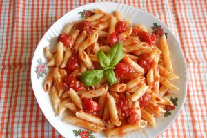 Penne cu sos Arrabbiata