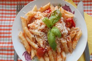 Penne cu sos Arrabbiata