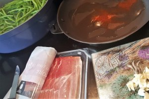 Pastai verzi cu jambon sec si mozzarella
